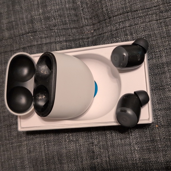 Google Pixel Buds Pro - Picture 8 of 10